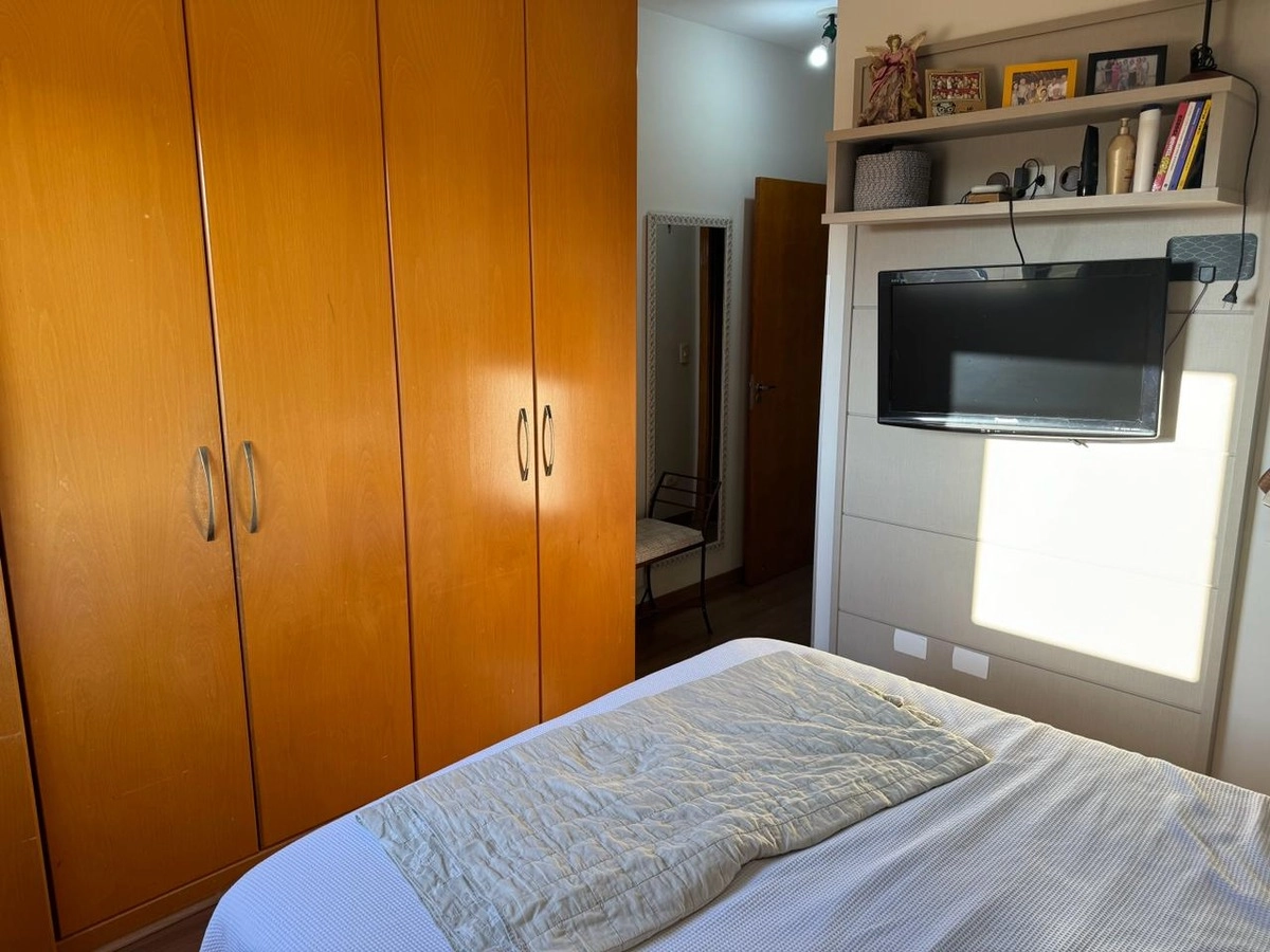 Apartamento à venda Igapó