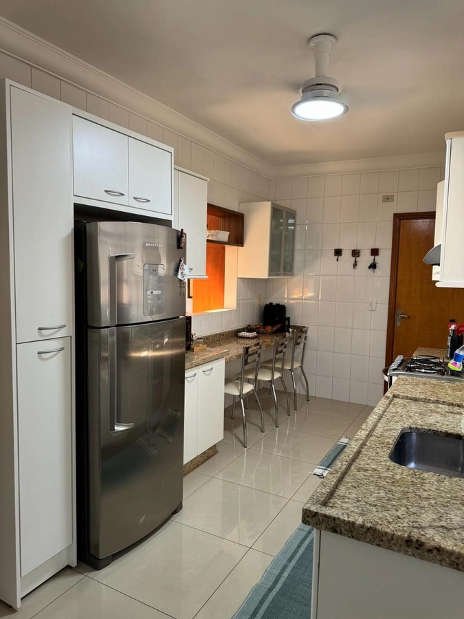 Apartamento à venda Igapó