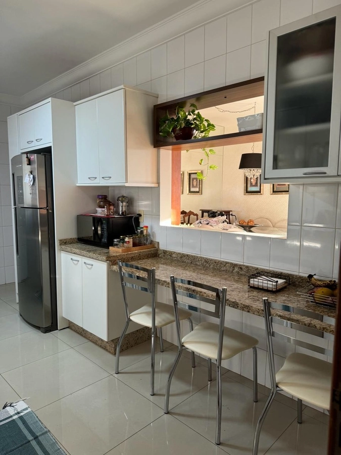 Apartamento à venda Igapó