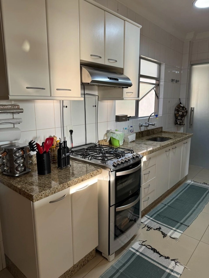 Apartamento à venda Igapó