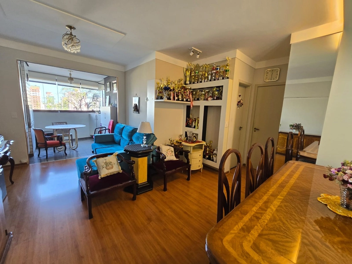 Apartamento à venda Centro