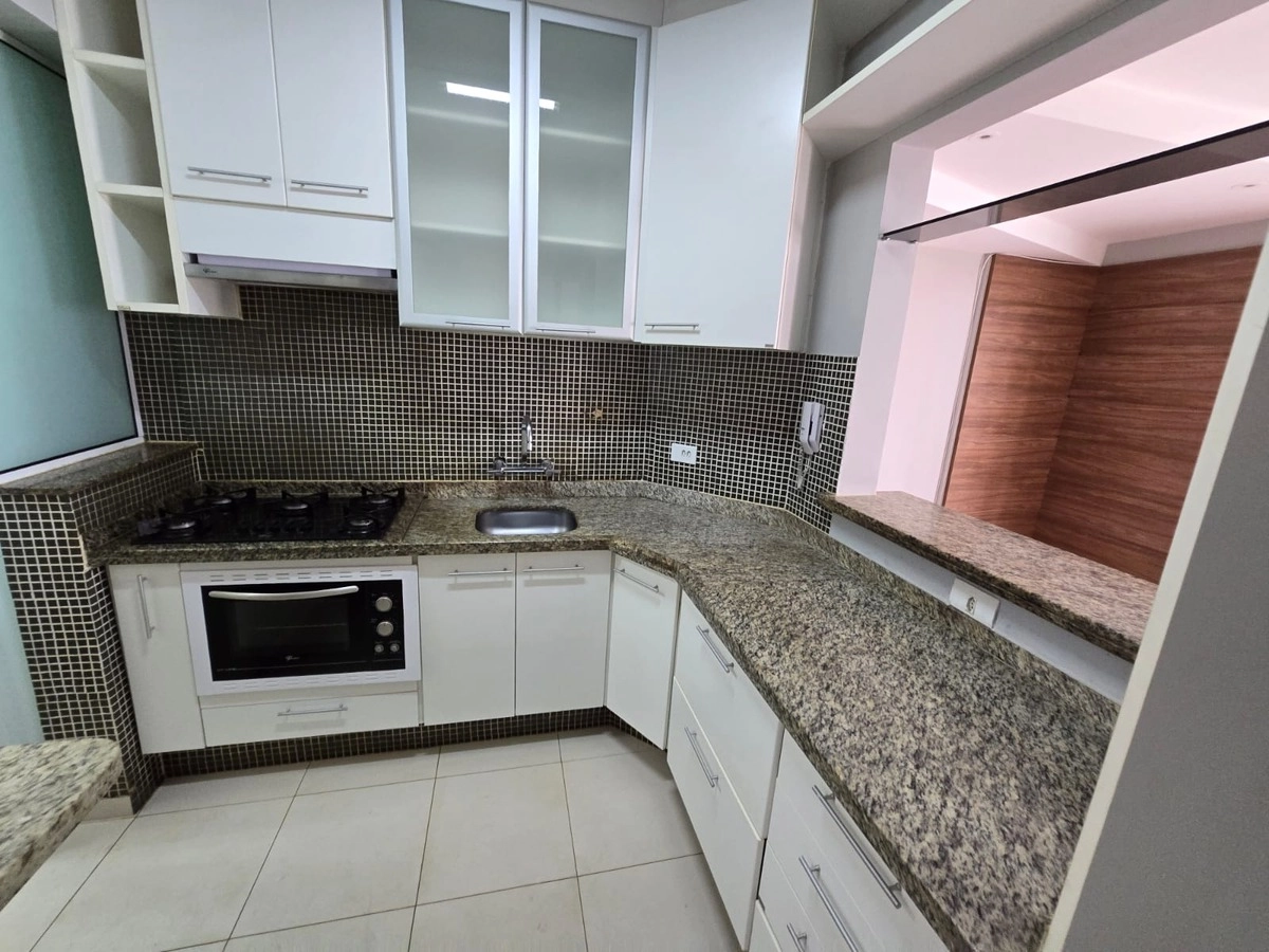 Apartamento à venda Palhano 2