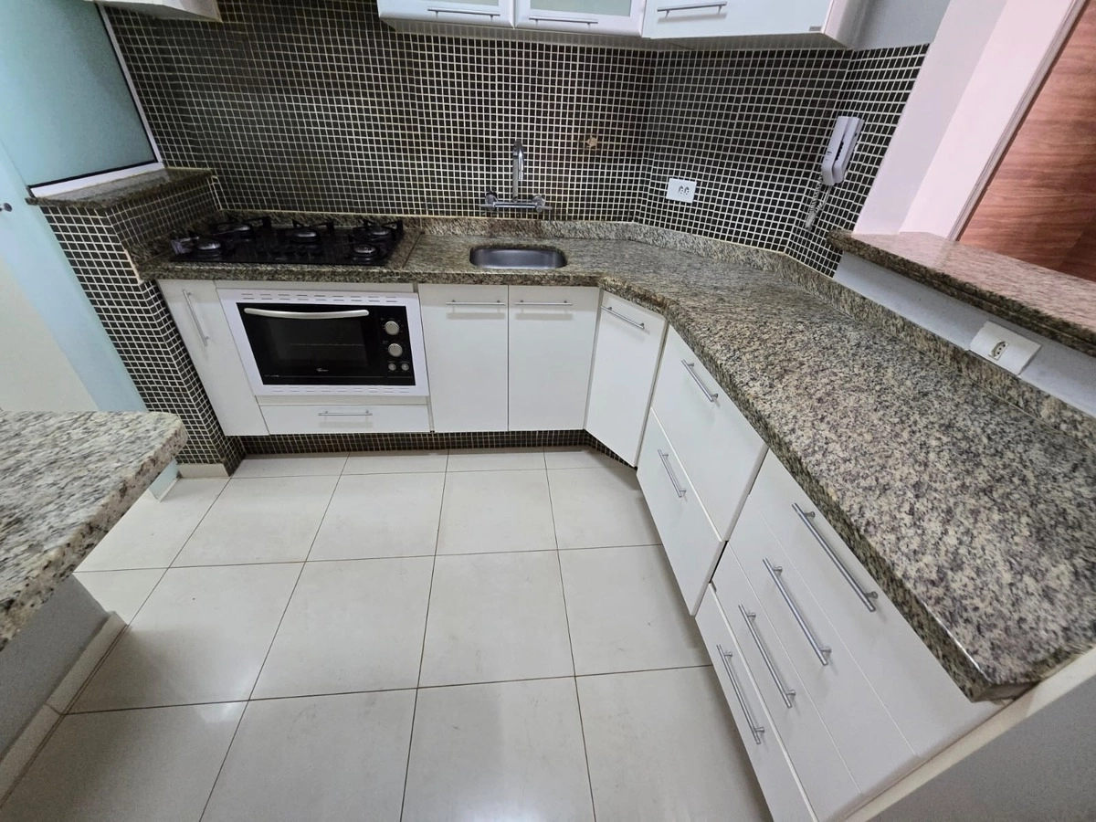 Apartamento à venda Palhano 2