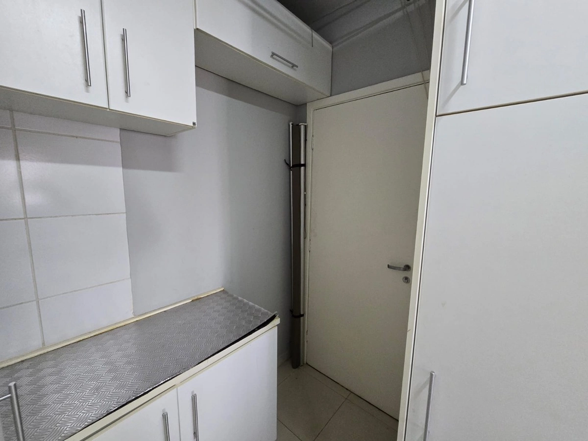 Apartamento à venda Palhano 2