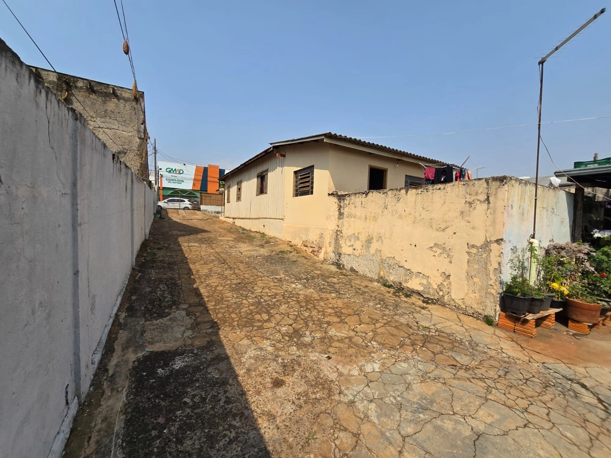 Terreno à venda 