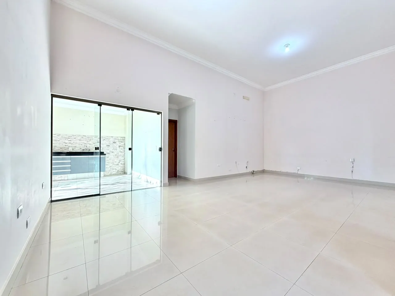 CONDOMINIO GOLDEN HILL RESIDENCE