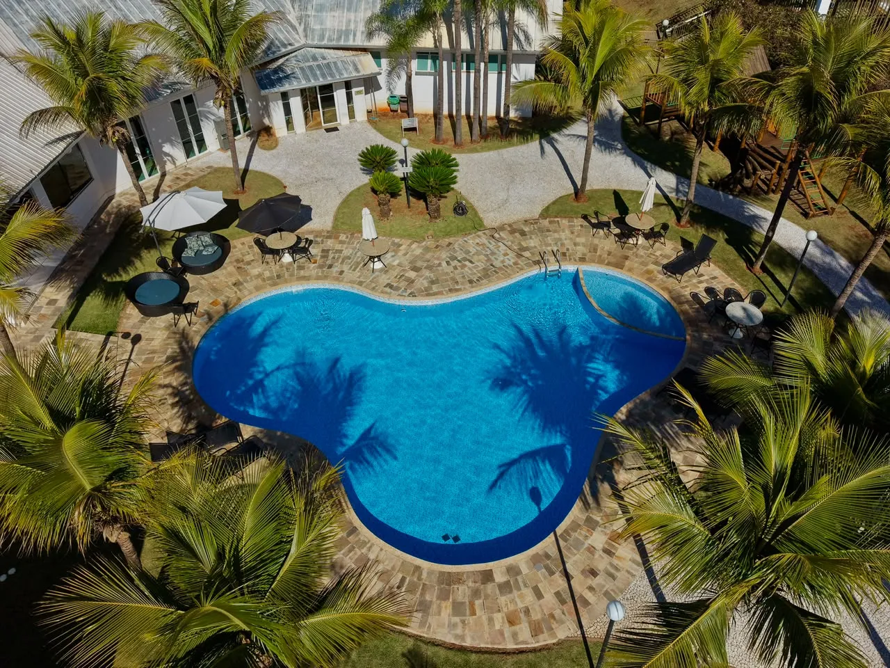 CONDOMINIO GOLDEN HILL RESIDENCE