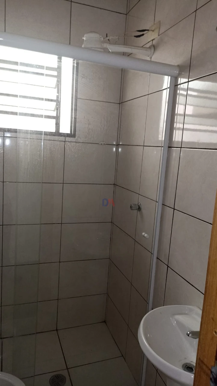 Casa Comercial com 7 Quitinetes