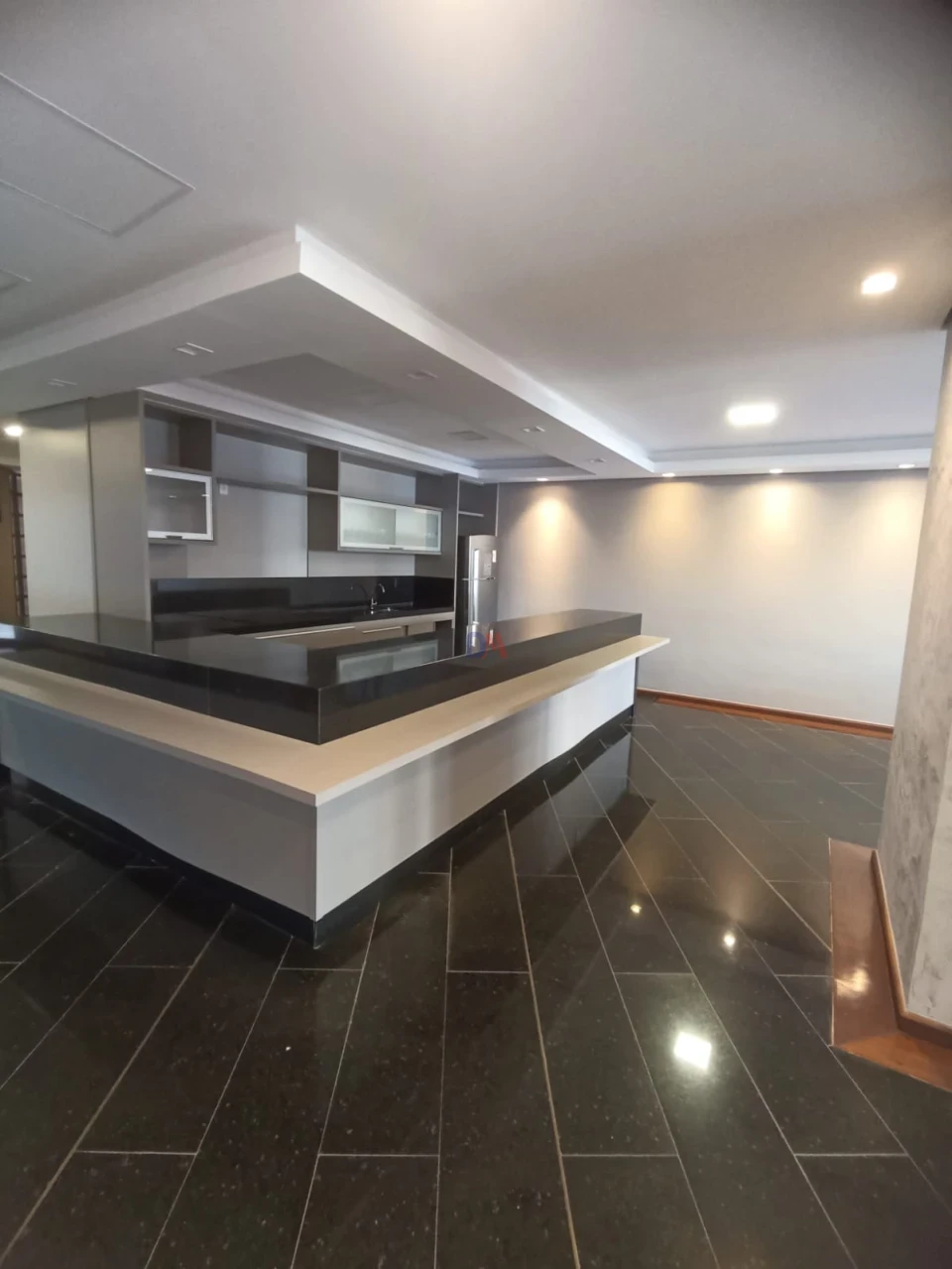 Apartamento À Venda E Locação Edifício Imperatriz Londrina