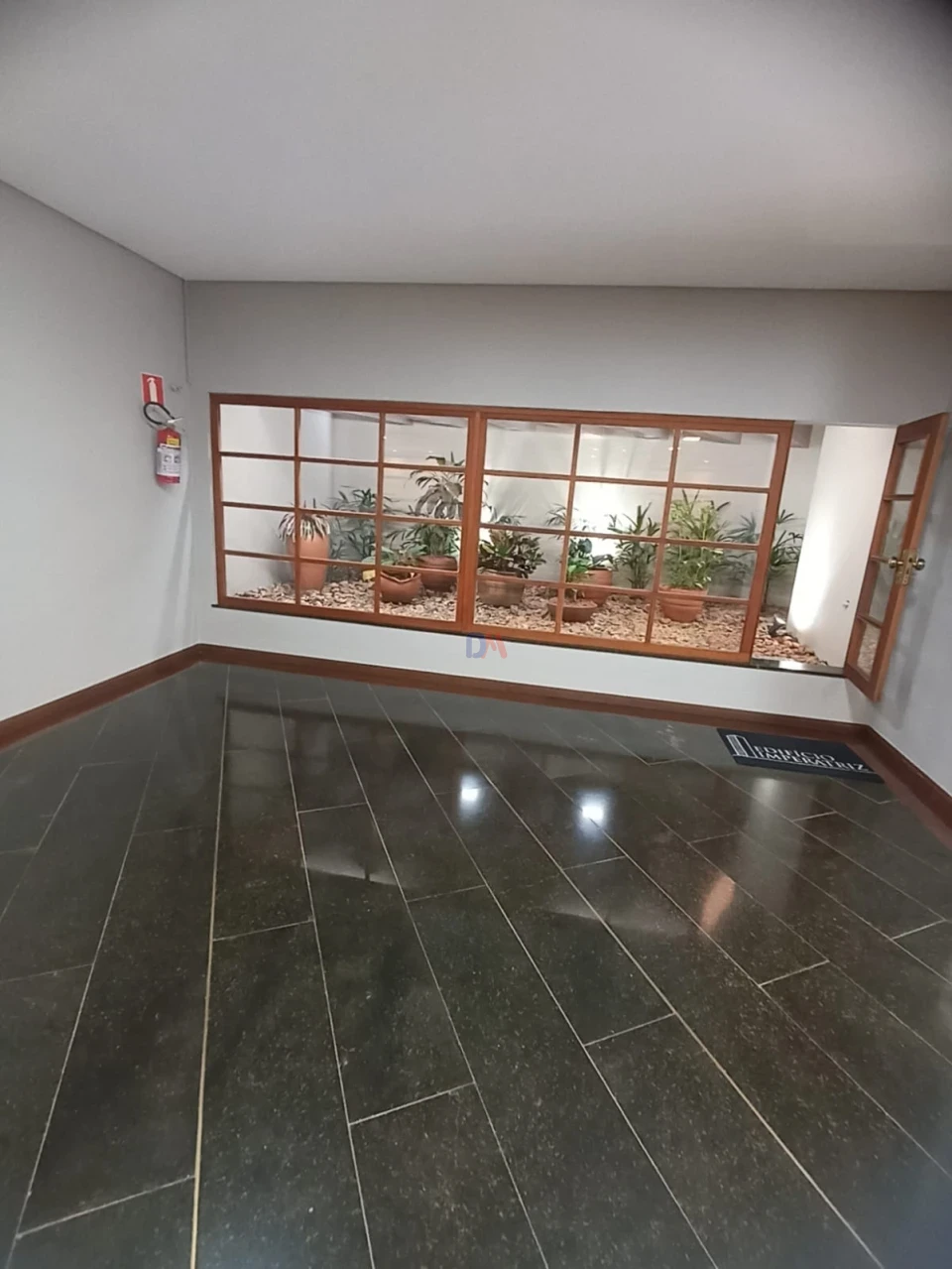 Apartamento À Venda E Locação Edifício Imperatriz Londrina