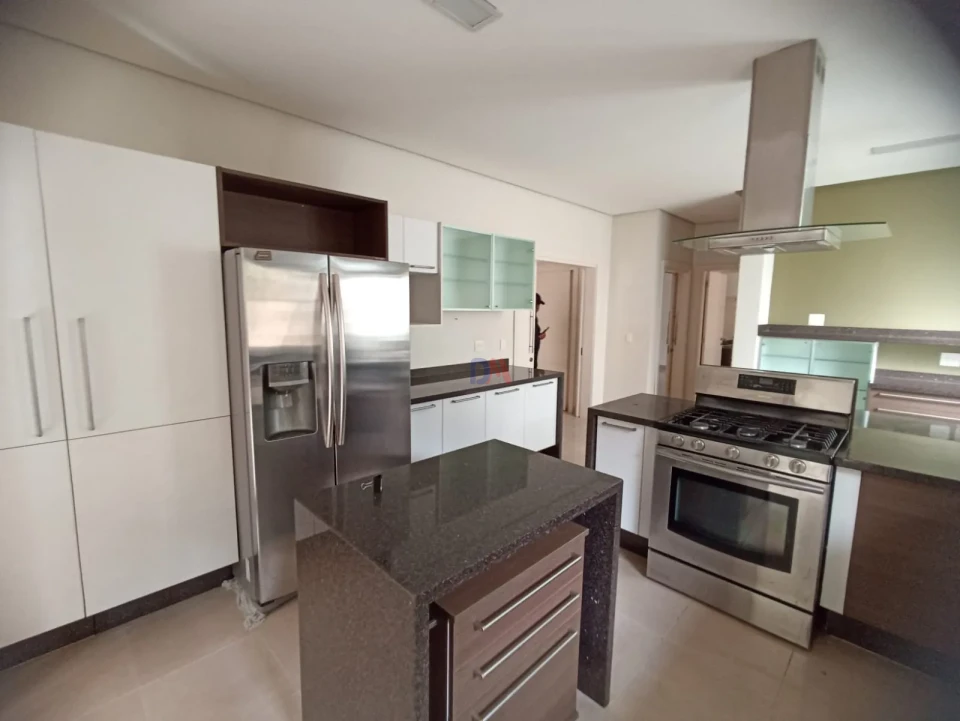 Casa À Venda E Locação Casa Condominio Alphaville Imbuias Londrina
