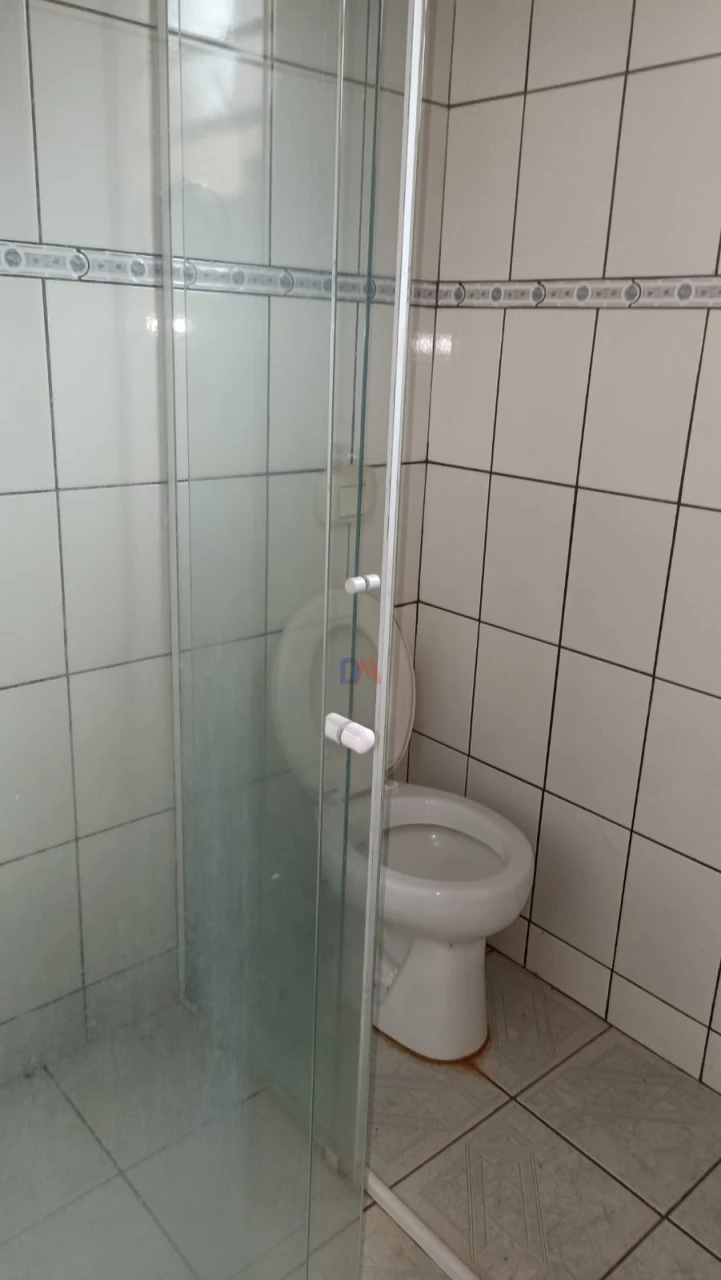 Casa Comercial com 7 Quitinetes