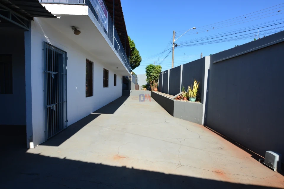 Casa À Venda ou Locação Rua Lauro Muller Londrina
