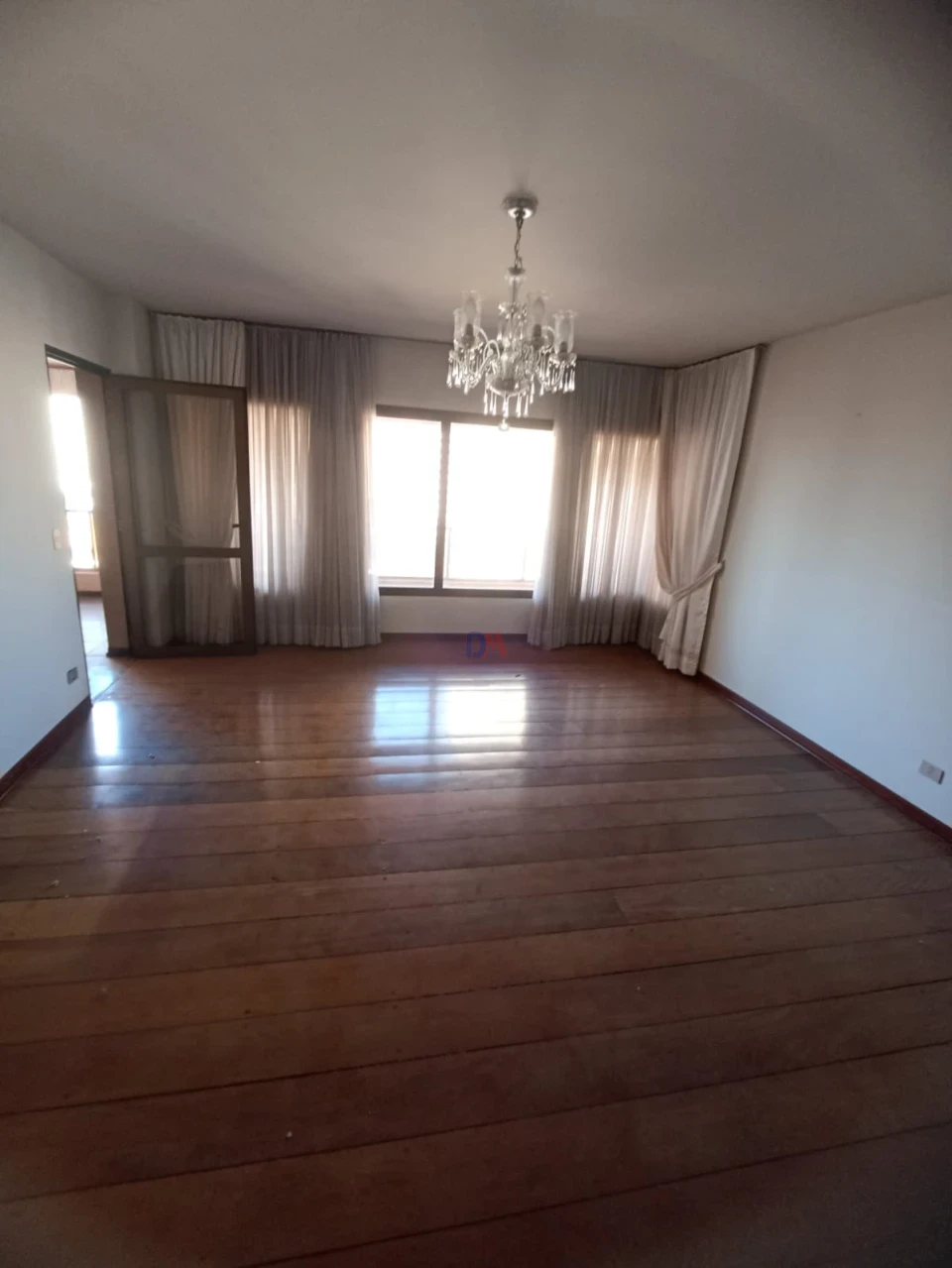 Apartamento À Venda E Locação Edifício Imperatriz Londrina