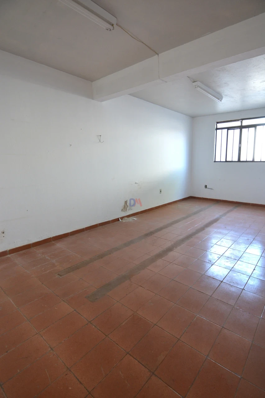 Casa À Venda ou Locação Rua Lauro Muller Londrina