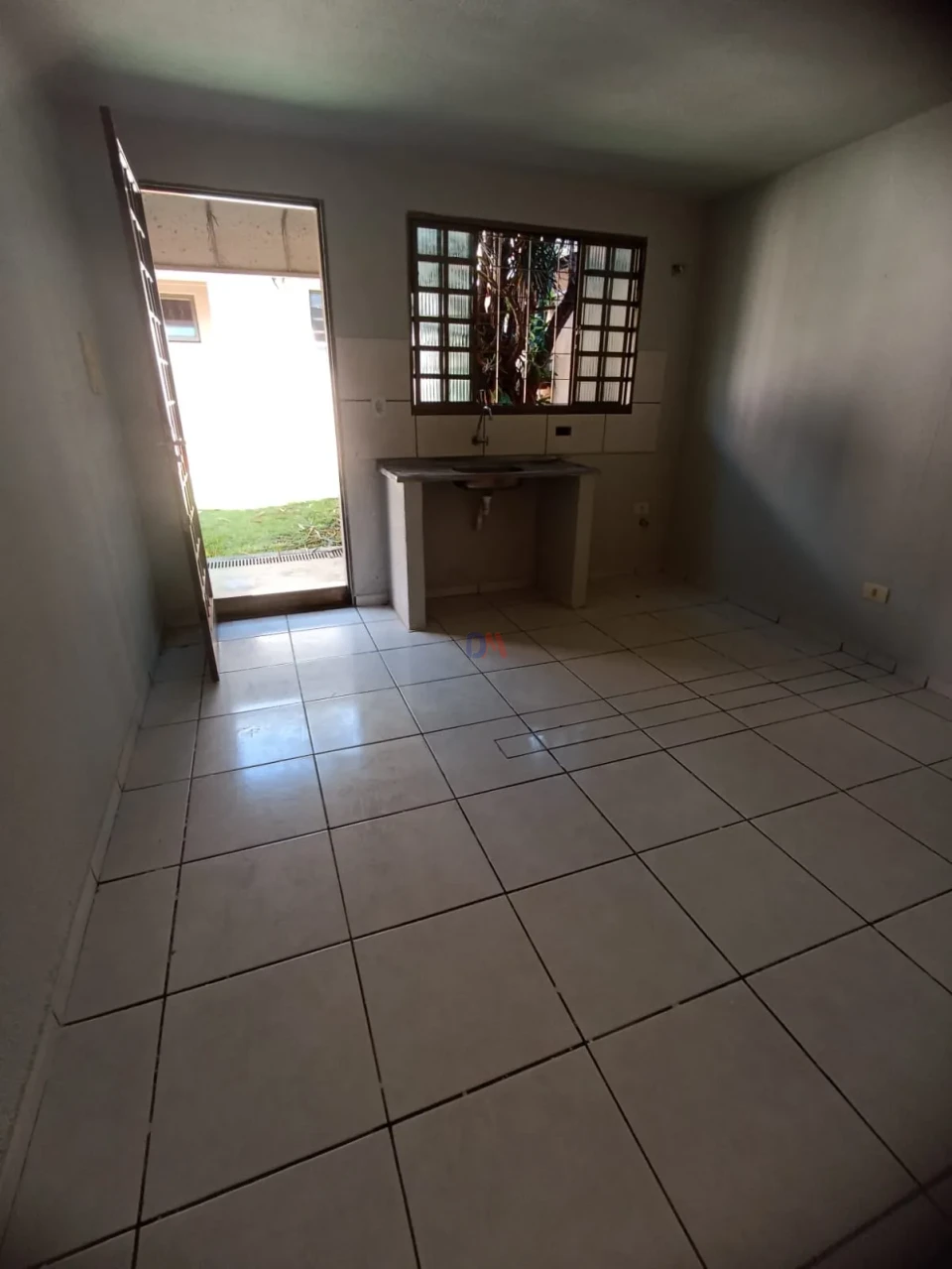 Casa Comercial com 7 Quitinetes Para Venda e Locação