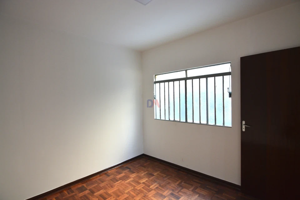 Casa À Venda ou Locação Rua Lauro Muller Londrina
