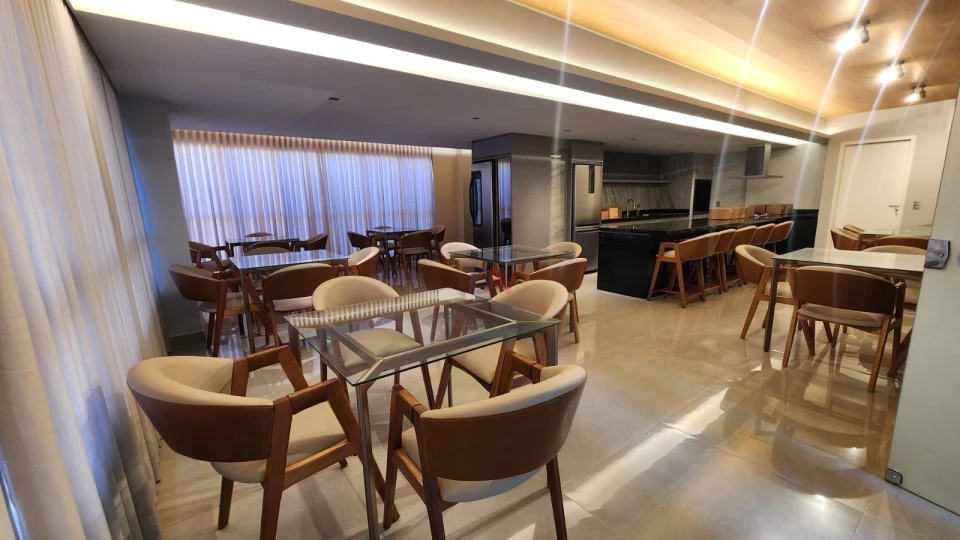 Apartamento À Venda Condomínio Edifício Maison De Savigny Londrina