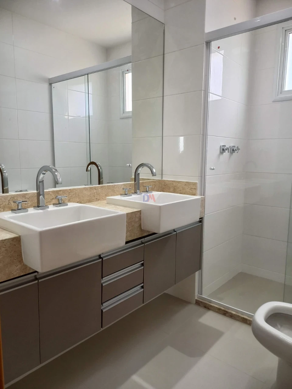 Apartamento para Locação - Edifício Tresor 1704