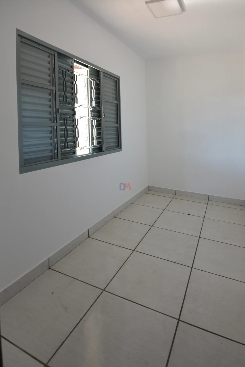 Casa À Venda ou Locação Rua Lauro Muller Londrina