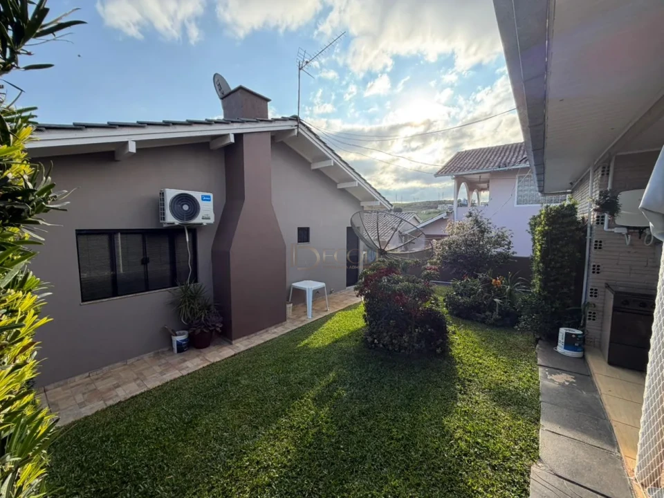 Casa á venda próximo ao centro