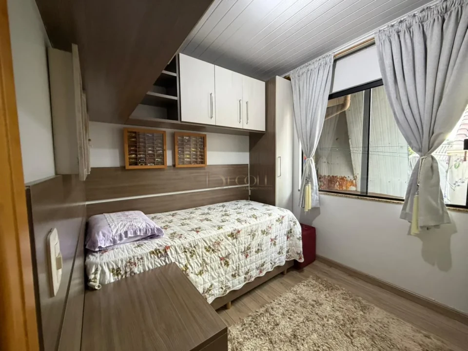 Casa á venda próximo ao centro