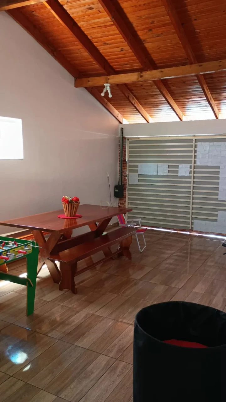 Imagens do imóveis CASA SEMIMOBILIADA
