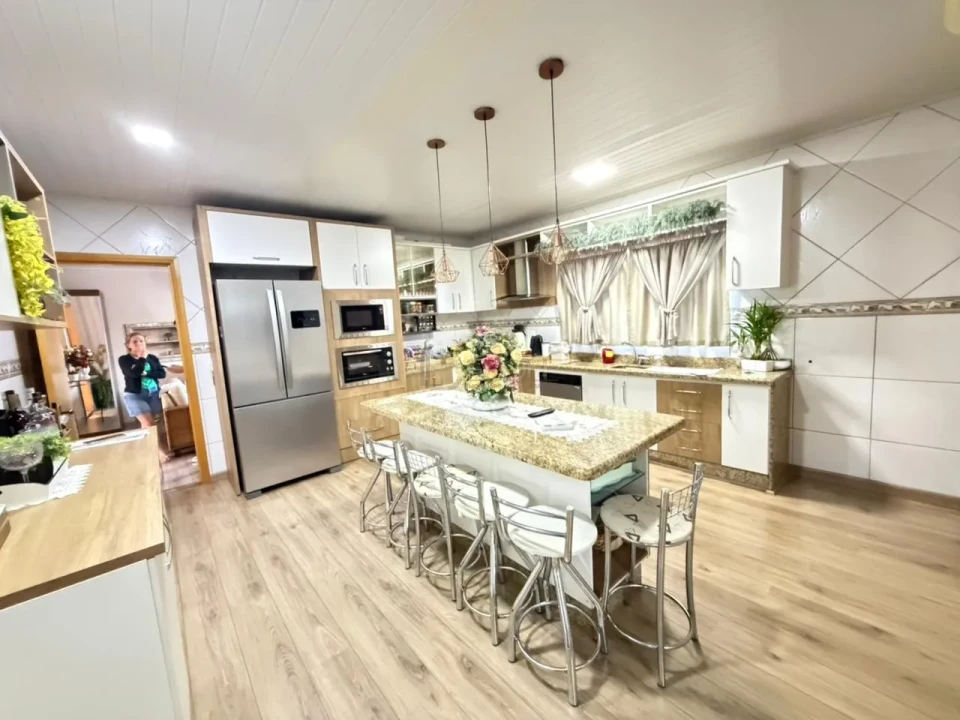 Casa á venda próximo ao centro