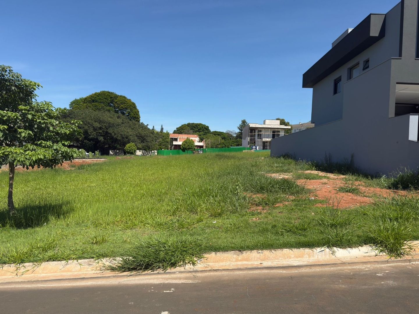 Terreno para alugar em Jardim Residencial Sapezal, Indaiatuba — Villa Sapezal - foto 1