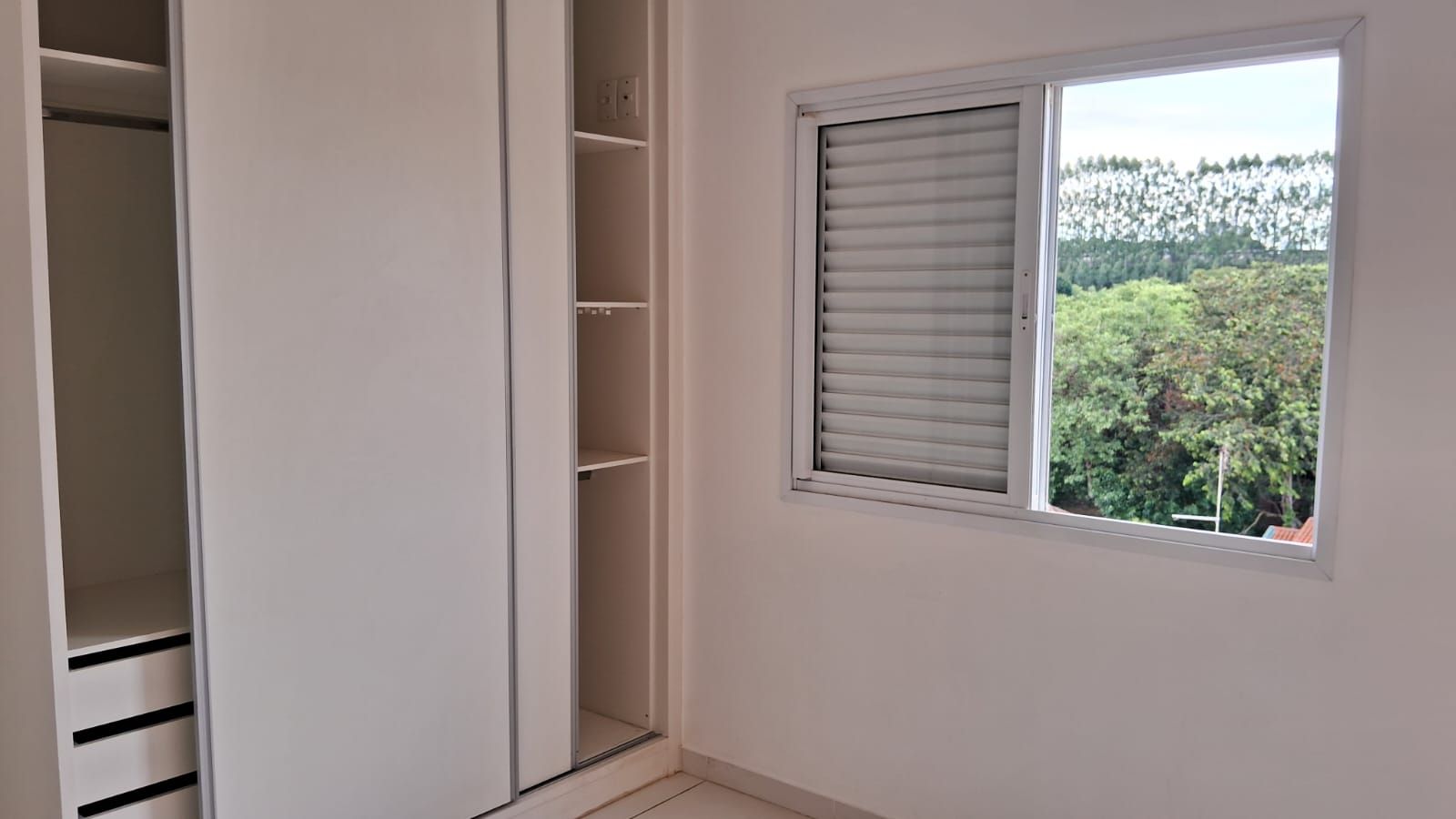 Apartamento 2 quartos para alugar em Parque São Lourenço, Indaiatuba — Edificio Claudia - foto 2