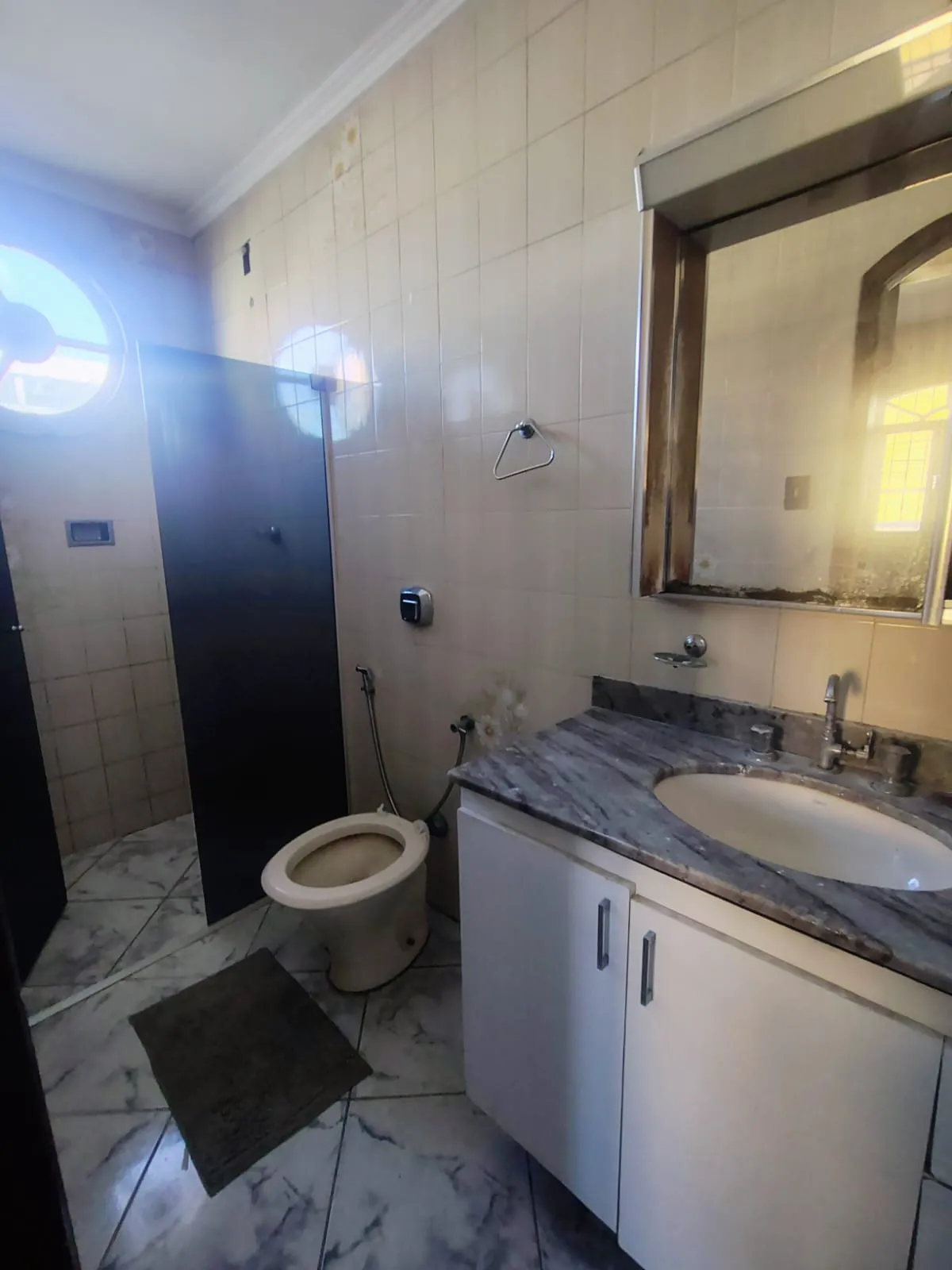 Casa | Venda | Jardim América Casa ótima localização bairro tradicional de Cariacica 