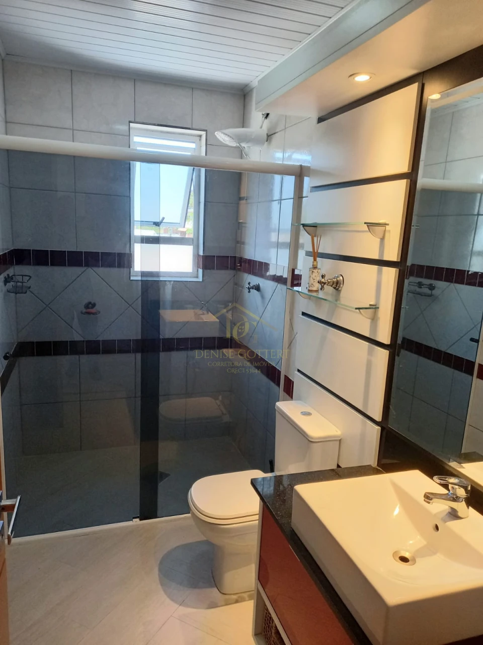 Imagens do imóveis APARTAMENTO COM DOIS DORMITÓRIOS MOBILIADO NO BAIRRO RIO BRANCO.