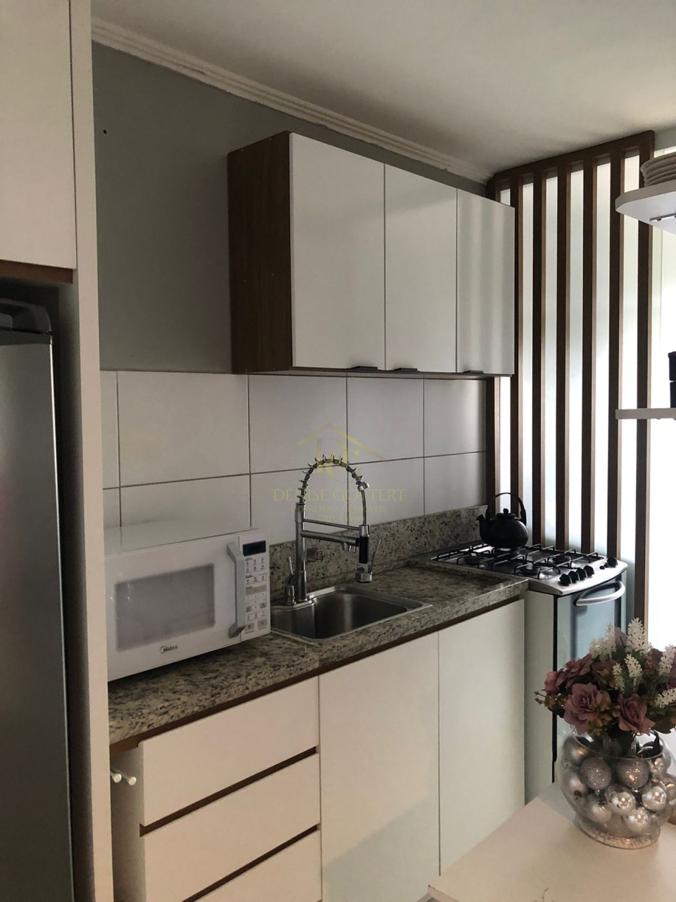 Imagens do imóveis APARTAMENTO COM DOIS DORMITÓRIOS SEMIMOBILIADO E ELEVADOR NO BAIRRO SANTA CATARINA