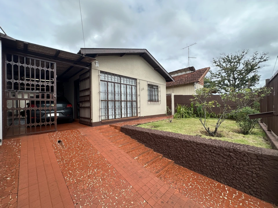 Casa com edícula no Shangri-lá Permuta