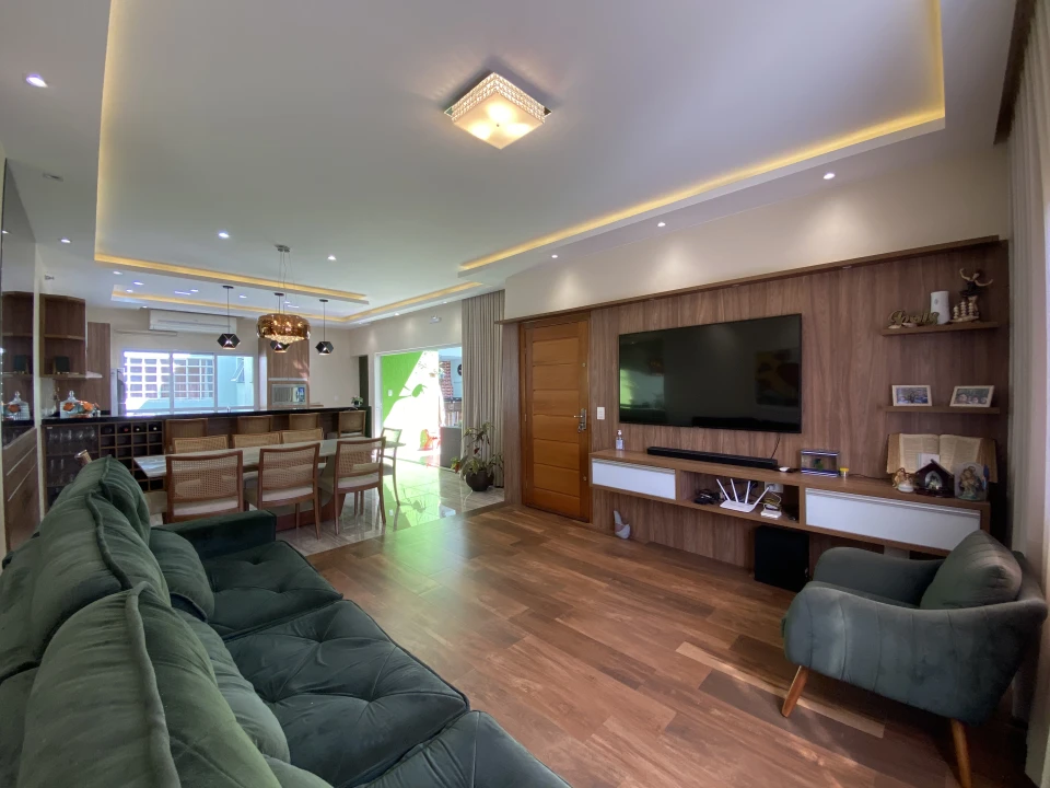 Casa Próximo ao Autódromo e Av. Arcindo Sardo