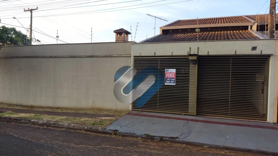 Ótima casa Bairro José Bastos de Almeida
