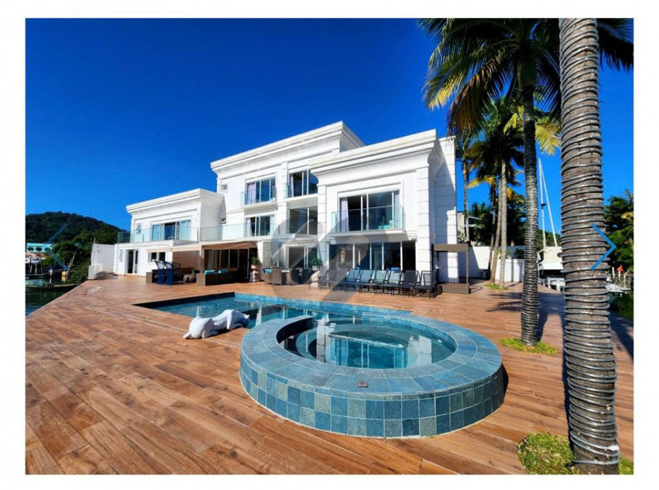 CONDOMINIO - MARINA  - CAMBURIU CASA - ALTO - PADRAO - MANSAO