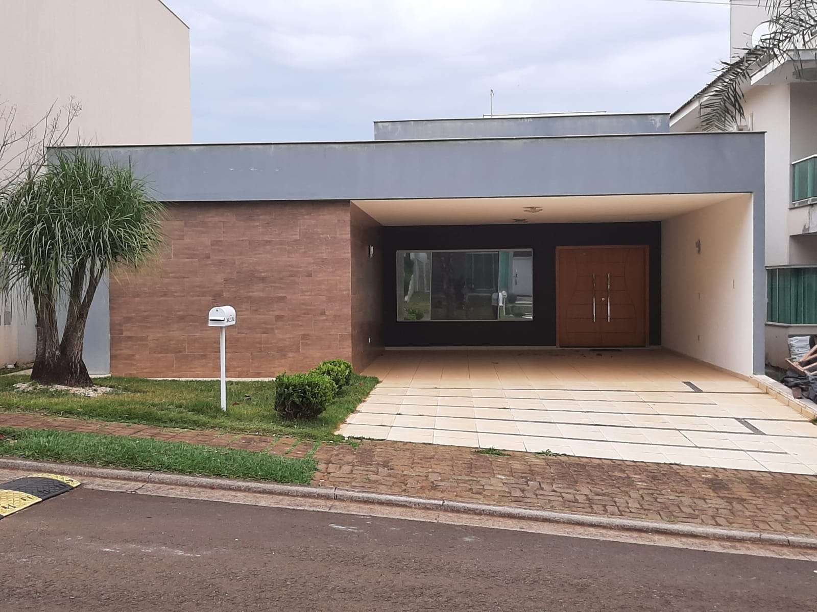 COND. ROYAL FOREST RESIDENCE E RESORT