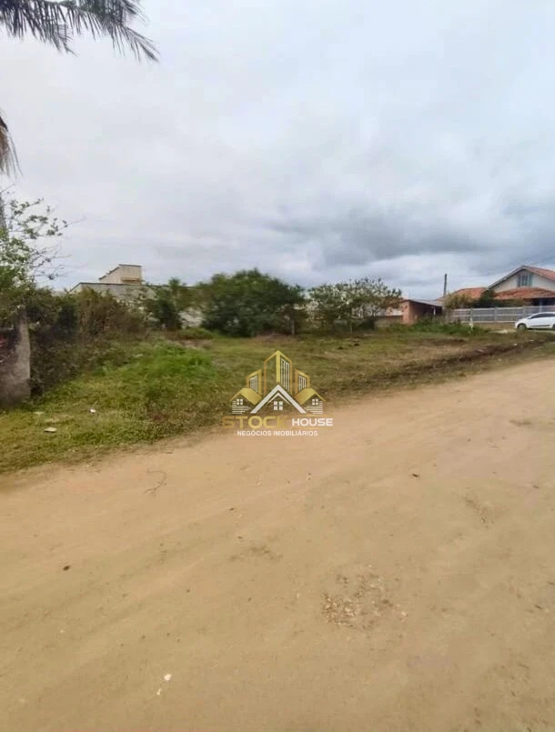 TERRENO DE ESQUINA COM 350M² A VENDA NA PRAIA EM SÃO FRANCISCO