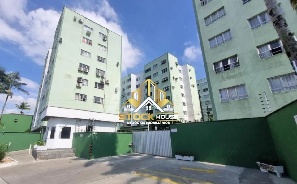 APARTAMENTO COM 2 QUARTOS A VENDA EM JOINVILLE