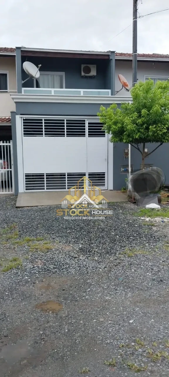 SOBRADO GEMINADO MOBILIADO 2 QUARTOS BAIRRO ESPINHEIROS