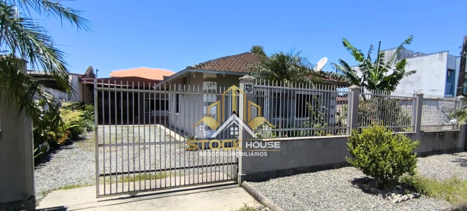 Imagens do imóveis CASA COM 3 QUARTOS E EDICULA A VENDA EM JOINVILLE