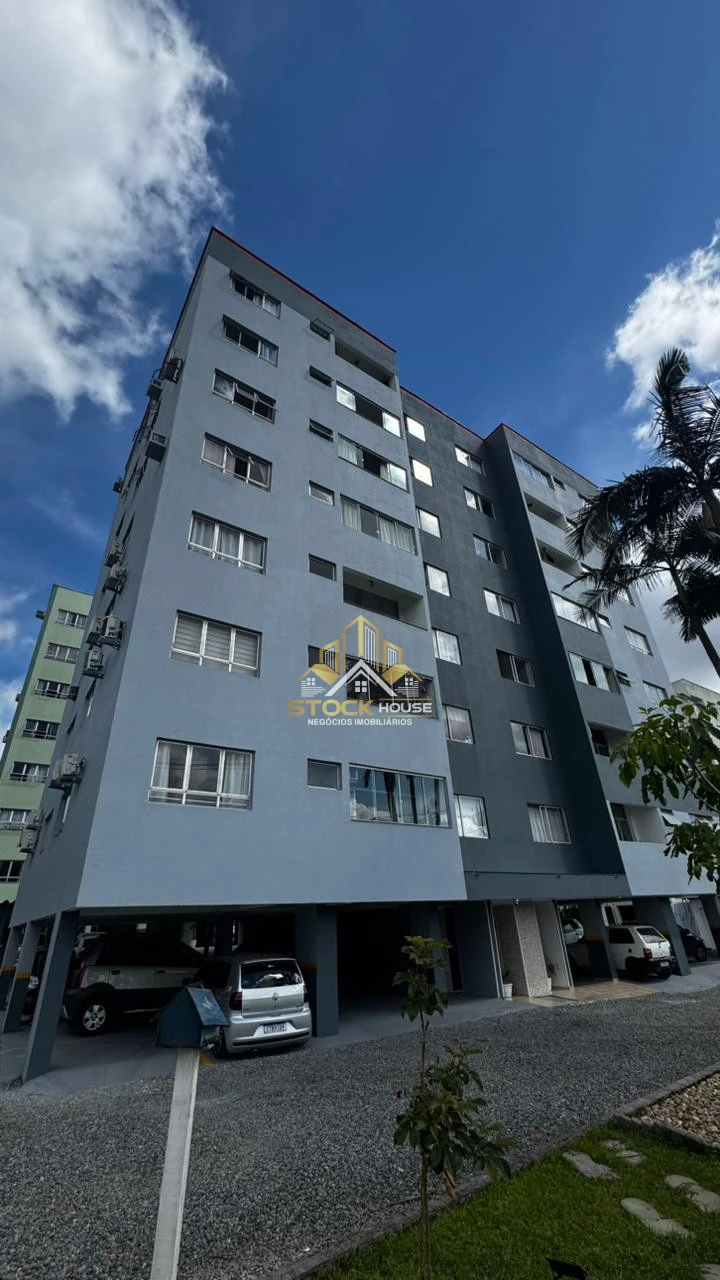 APARTAMENTO COM 2 QUARTOS A VENDA EM JOINVILLE