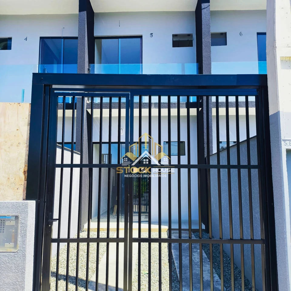 SOBRADO GEMINADO COM 2 SUÍTES, A VENDA EM JOINVILLE