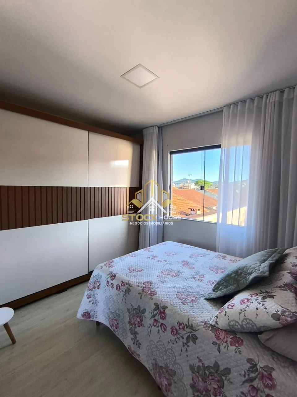 Sobrado Geminado à venda