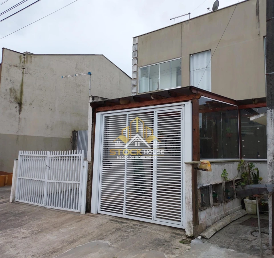 Imagens do imóveis SOBRADO GEMINADO SEMI MOBILIADO 2 QUARTOS CENTRO DE ARAQUARI