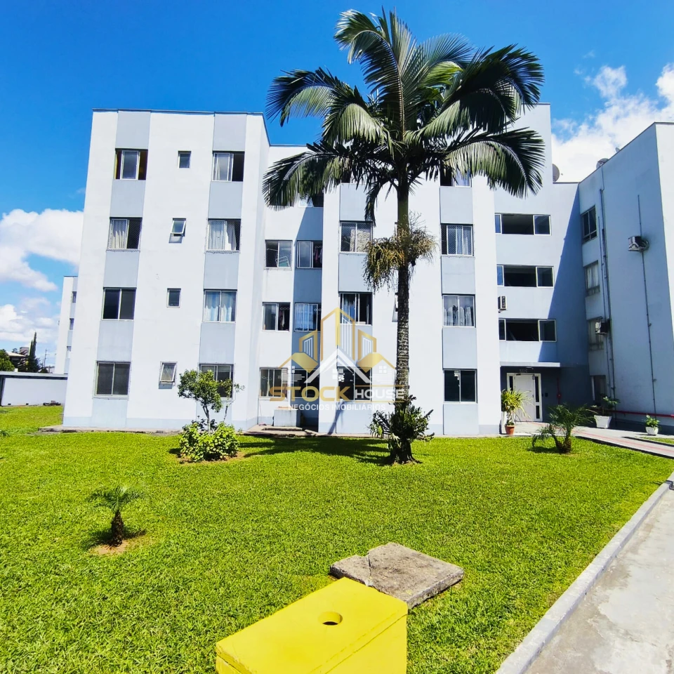 APARTAMENTO SEMI MOBILIADO, 2 QUARTOS, A VENDA EM JOINVILLE