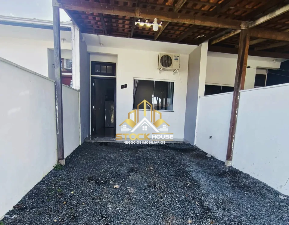 CASA GEMINADA PLANTA BAIXA 2 QUARTOS A VENDA EM JOINVILLE