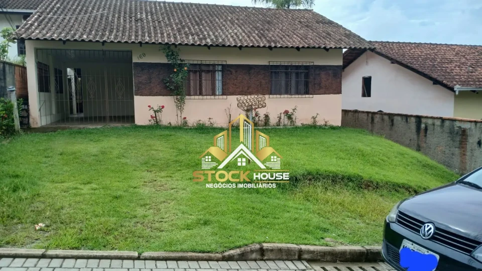 OPORTUNIDADE CASA 1 SUÍTE + 3 QUARTOS BAIRRO BOEHMERWALD