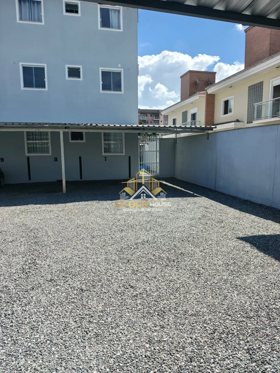 APARTAMENTO COM 3 QUARTOS À VENDA